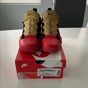 Nike Air money youth